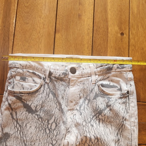 Current Elliott The Stiletto Skinny Jean White Snake Print Cropped Ankle Size 27 - Picture 2 of 11